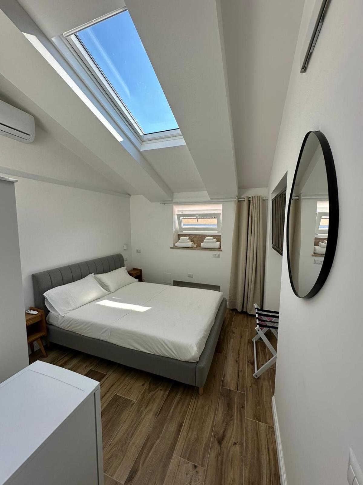Bed&Bikerome Giulio Cesare Bed & Breakfast エクステリア 写真